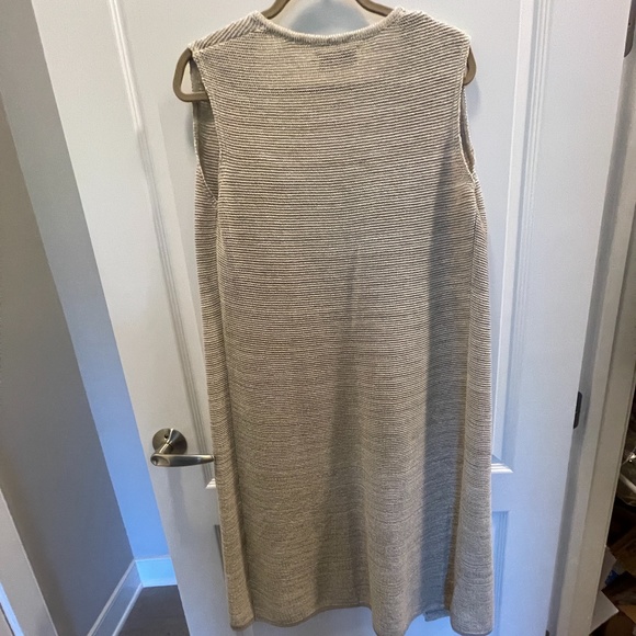 Linen knitted vest. Stylish and comfortable. - Picture 5 of 7